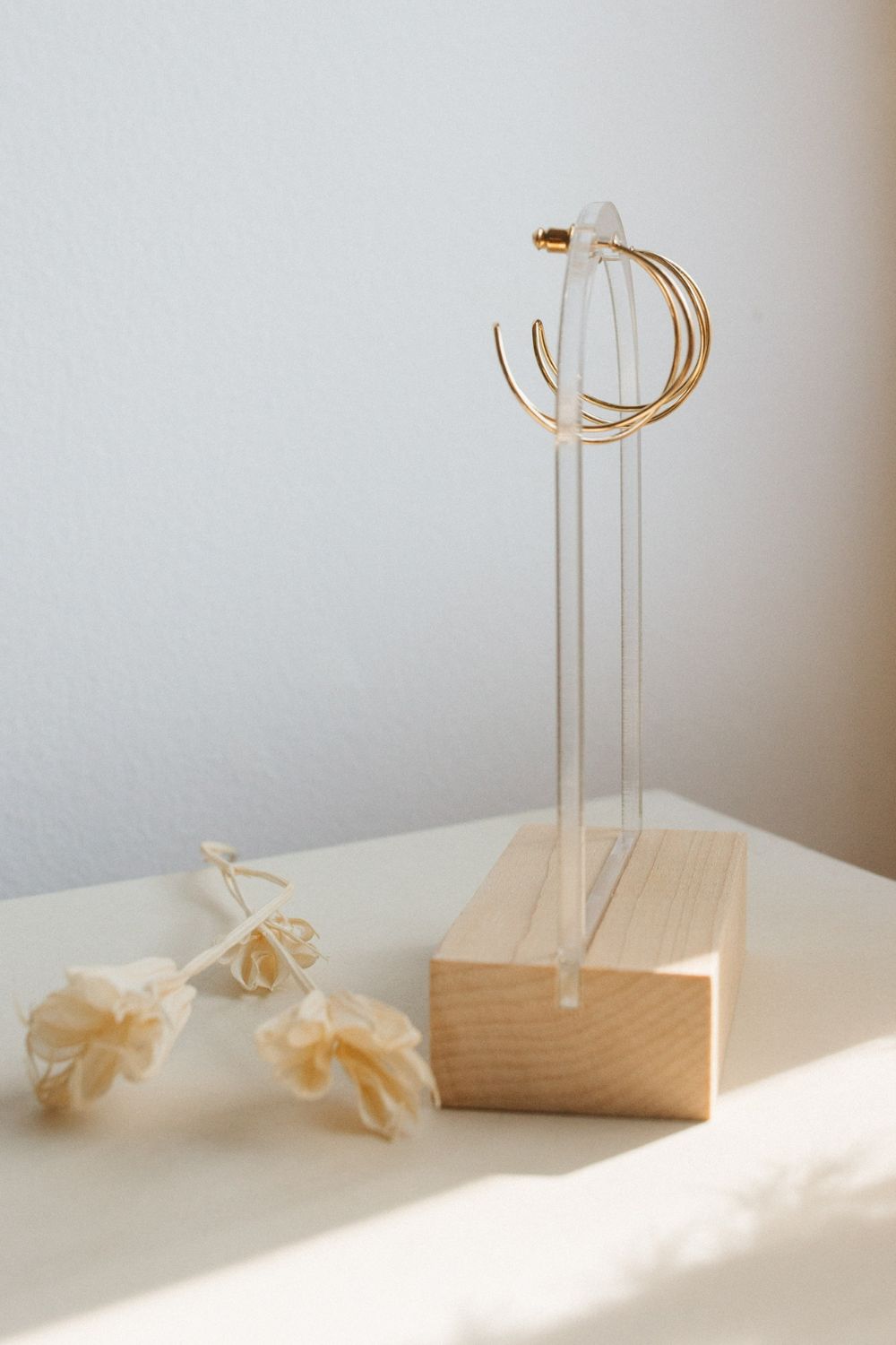 Gold Twisted Line Hoops