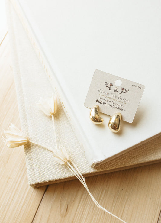 LIMITED RELEASE: Gold Chunky Studs
