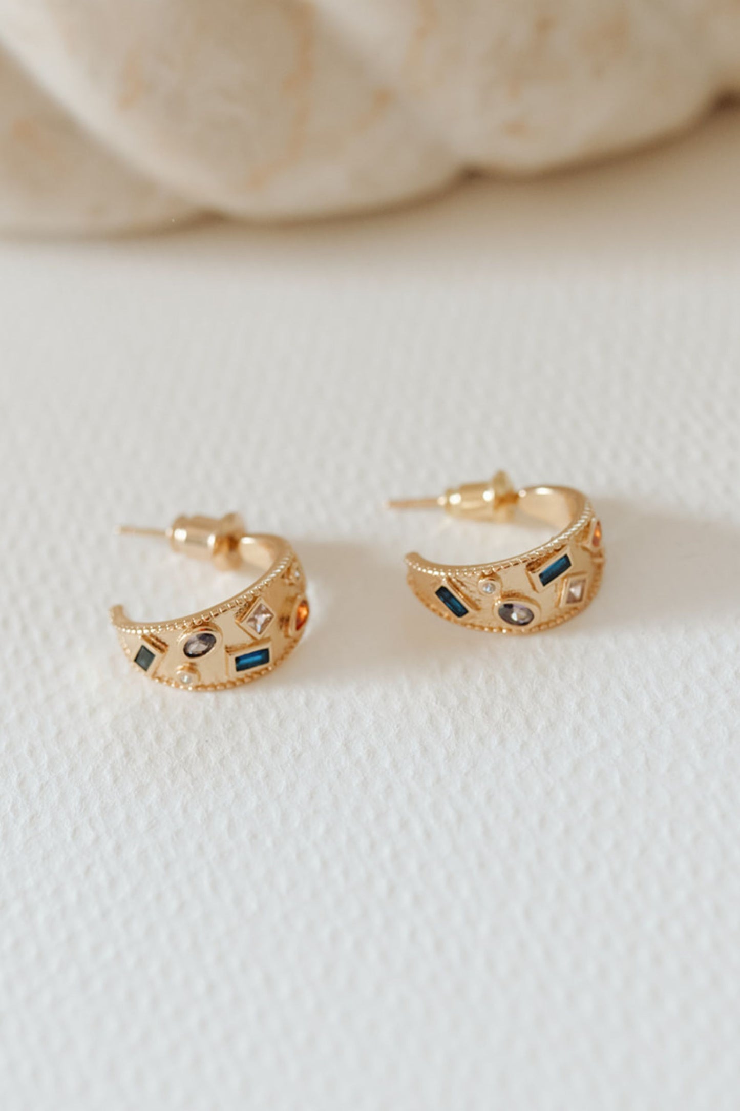 Shattered Glass Stone Gold-Filled Hoop Earrings