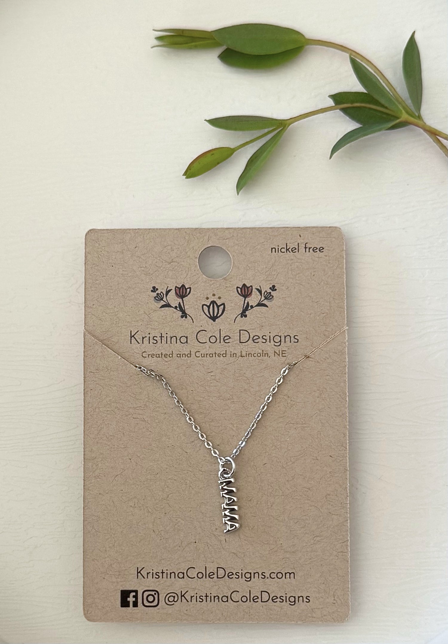 Mama Necklace